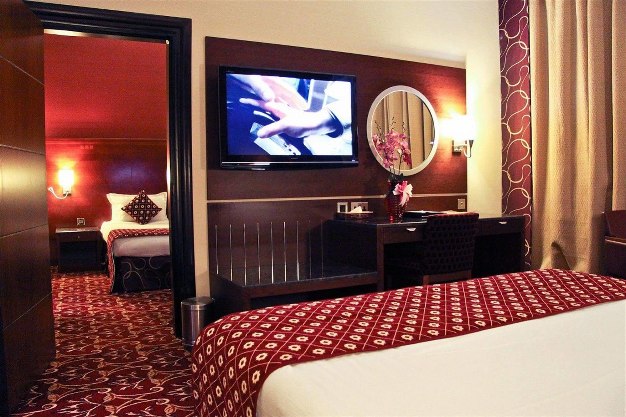 Ramee Rose Hotel Dubai Ngoại thất bức ảnh